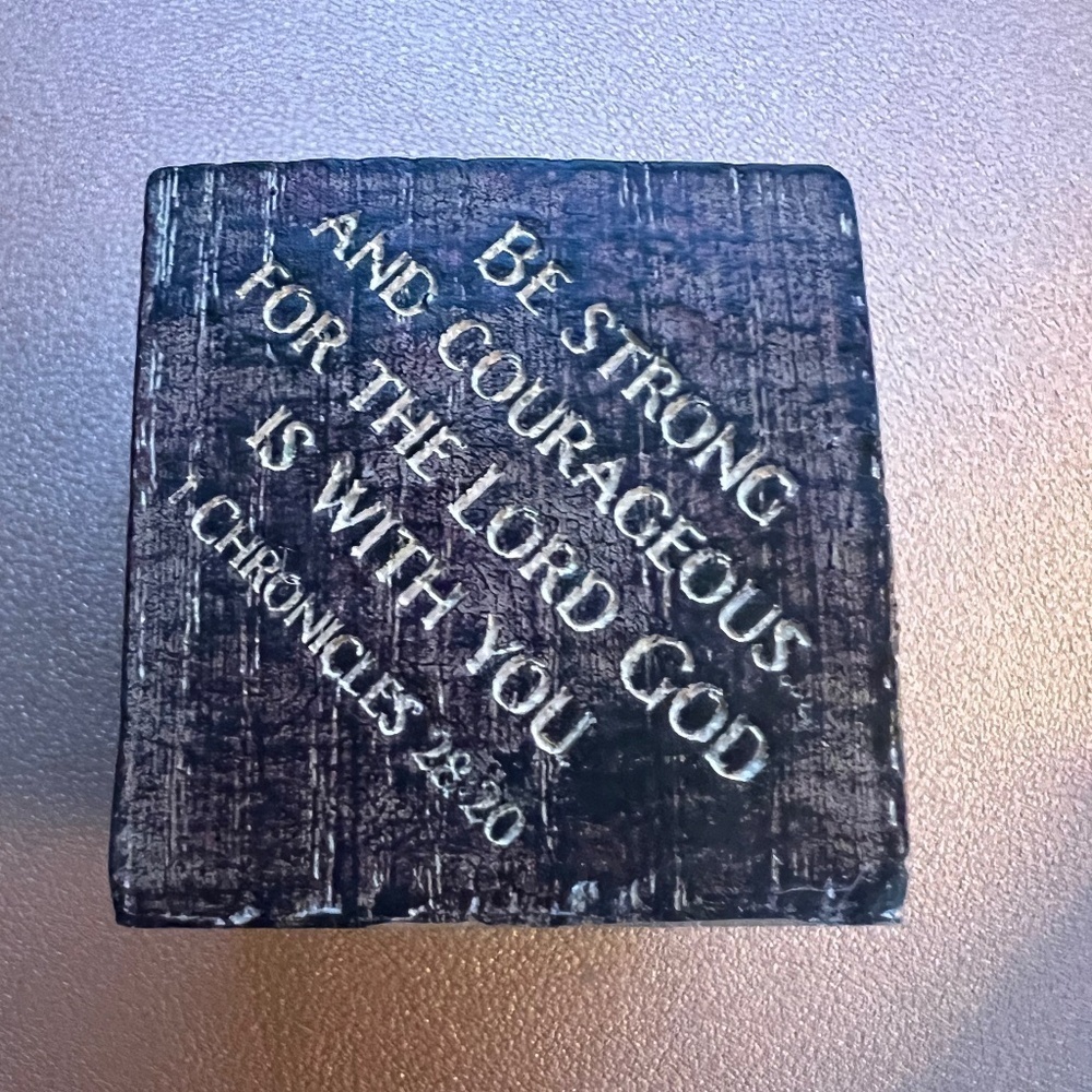 Dicksons Rustic Brown Inscribed Scripture Block Resin Stone Decorative NIB - Picture 5 of 12